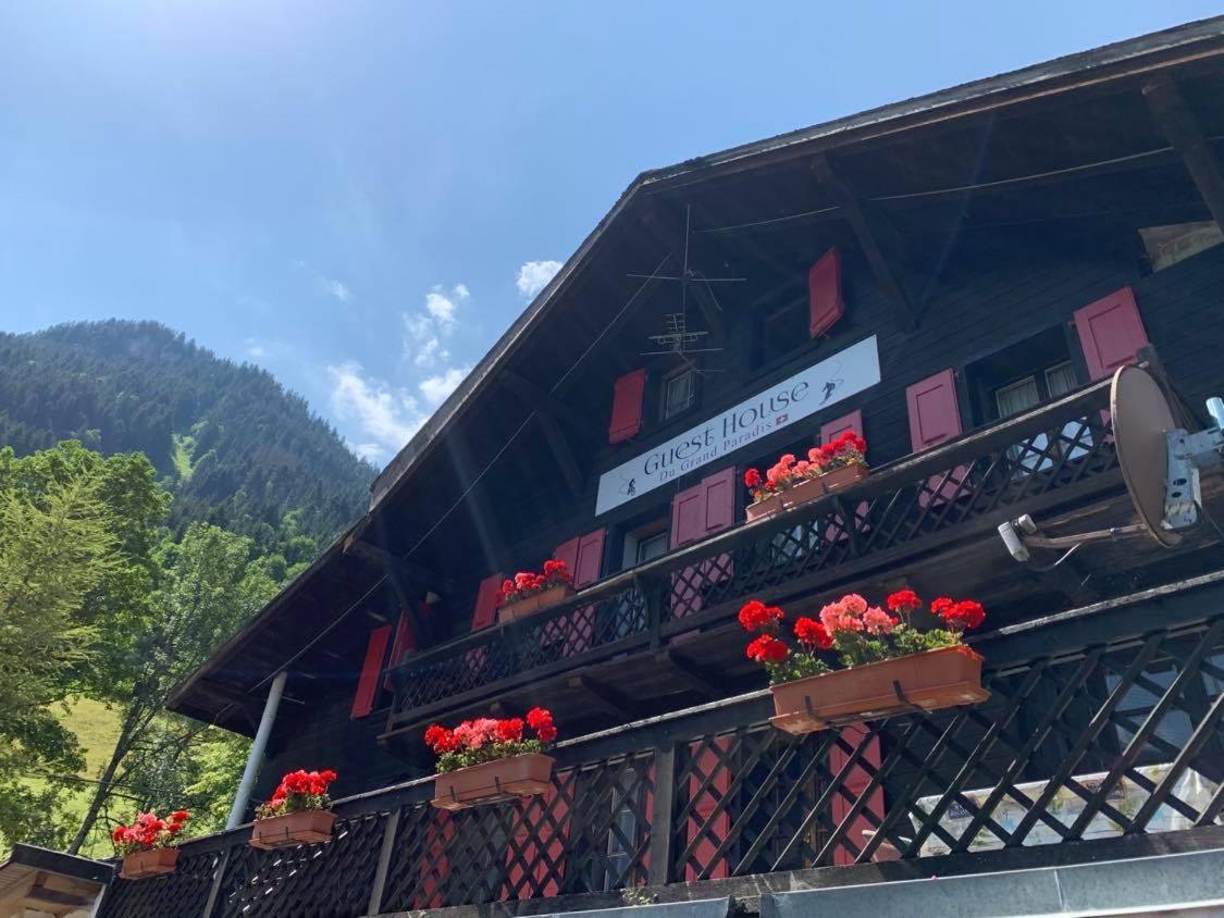 Guest House Du Grand Paradis - On Piste تشامبري المظهر الخارجي الصورة